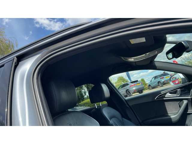 Audi A6 Avant A6 2.0 TDI Ultra Black Edition 5dr S Tronic 