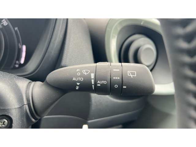 Toyota Aygo X AYGO X 1.0 VVT-i Edge 5dr Auto 