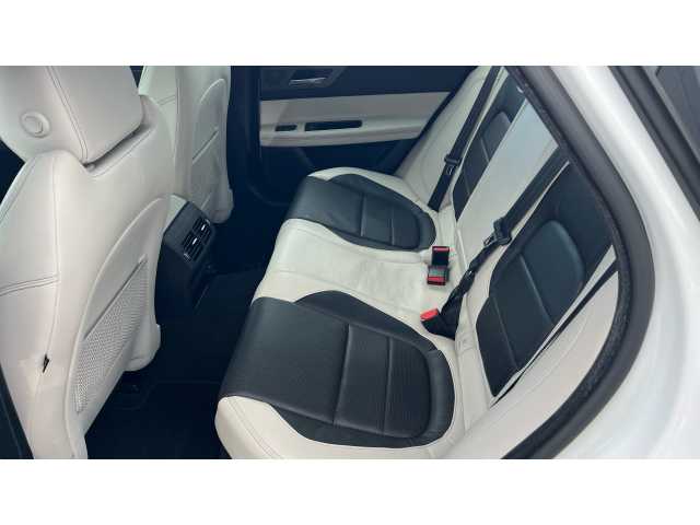Jaguar XF XF 3.0d V6 S 4dr Auto 