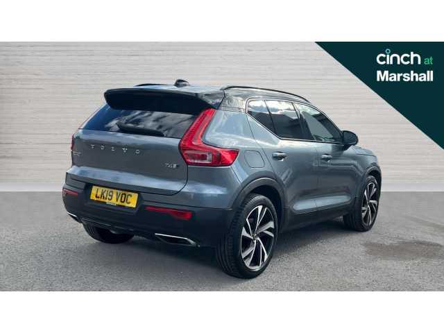Volvo XC40 XC40 2.0 T4 R DESIGN Pro 5dr AWD Geartronic 