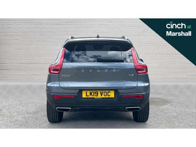 Volvo XC40 XC40 2.0 T4 R DESIGN Pro 5dr AWD Geartronic 