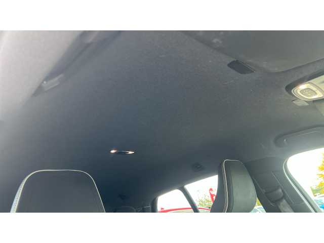 Volvo XC40 XC40 2.0 T4 R DESIGN Pro 5dr AWD Geartronic 