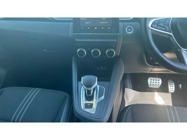 Renault Captur CAPTUR 1.6 E-Tech full hybrid 145 Engineered 5dr Auto 