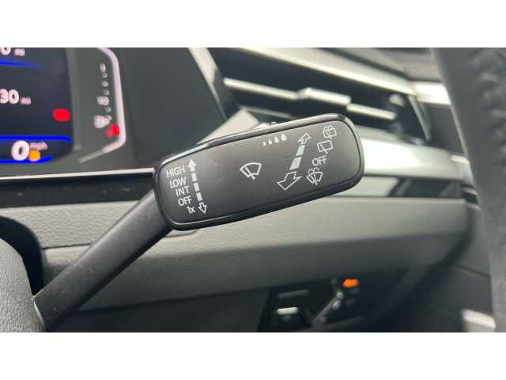 Volkswagen Arteon ARTEON 2.0 TDI R-Line 5dr DSG 