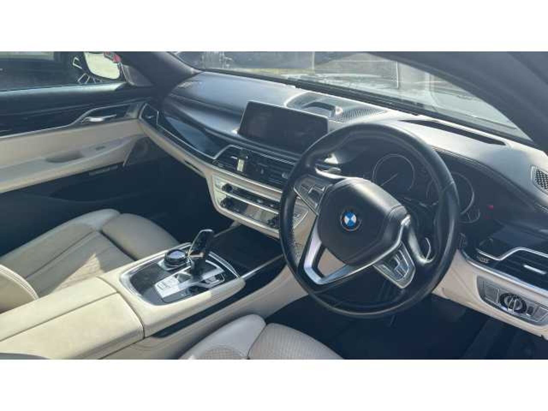 BMW 7 SERIES 750i M Sport 4dr Auto 
