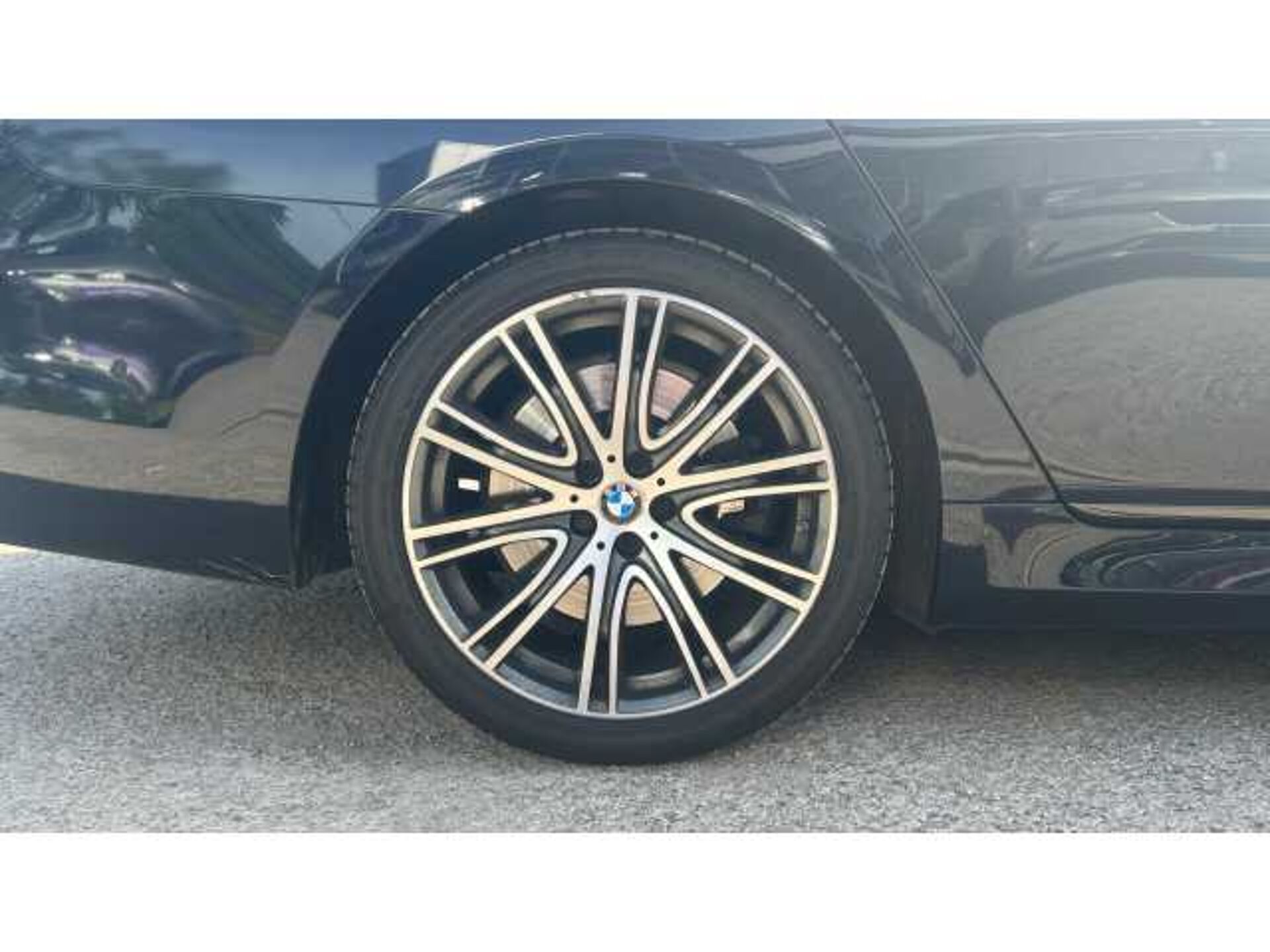 BMW 7 SERIES 750i M Sport 4dr Auto 