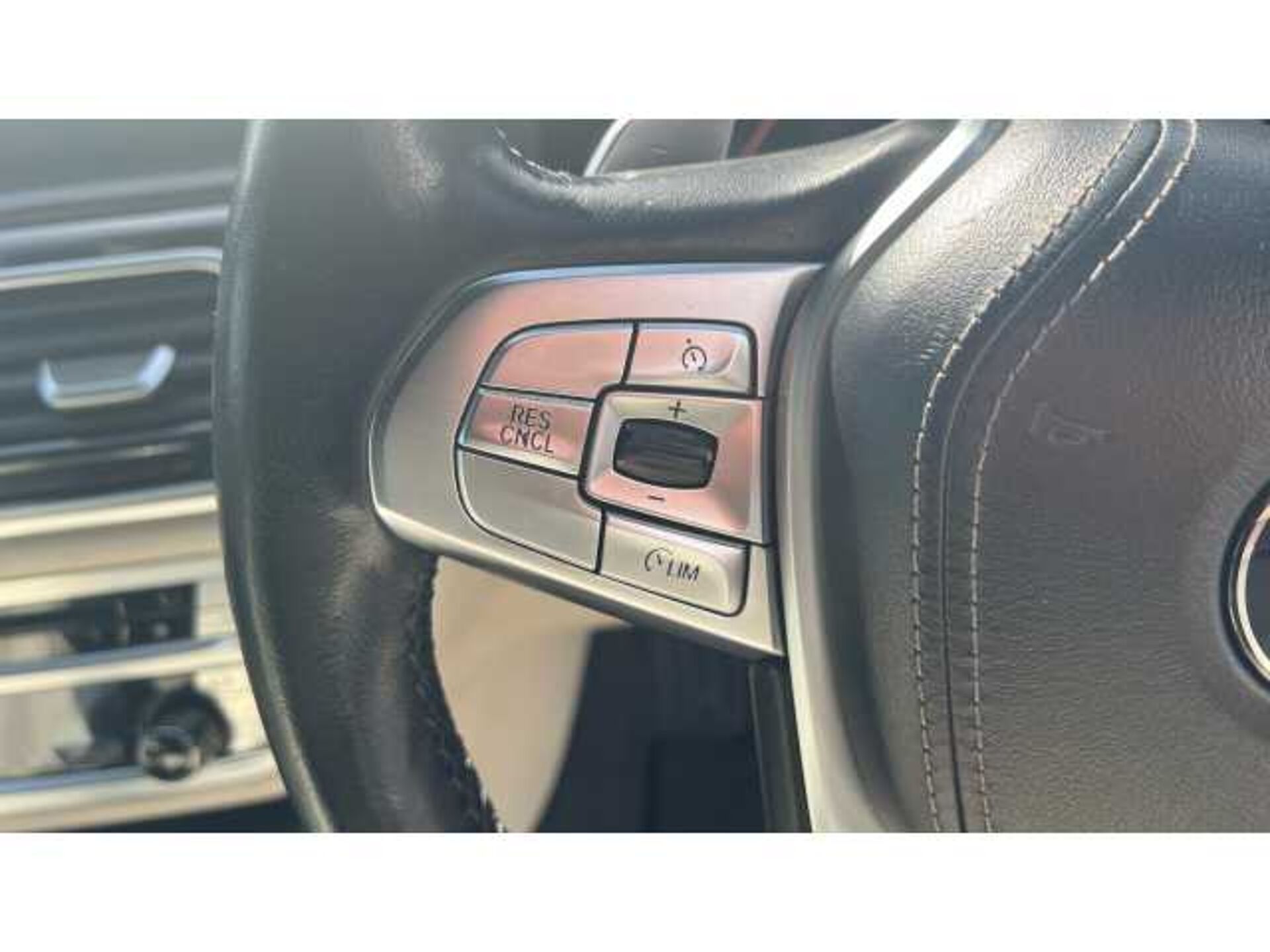 BMW 7 SERIES 750i M Sport 4dr Auto 
