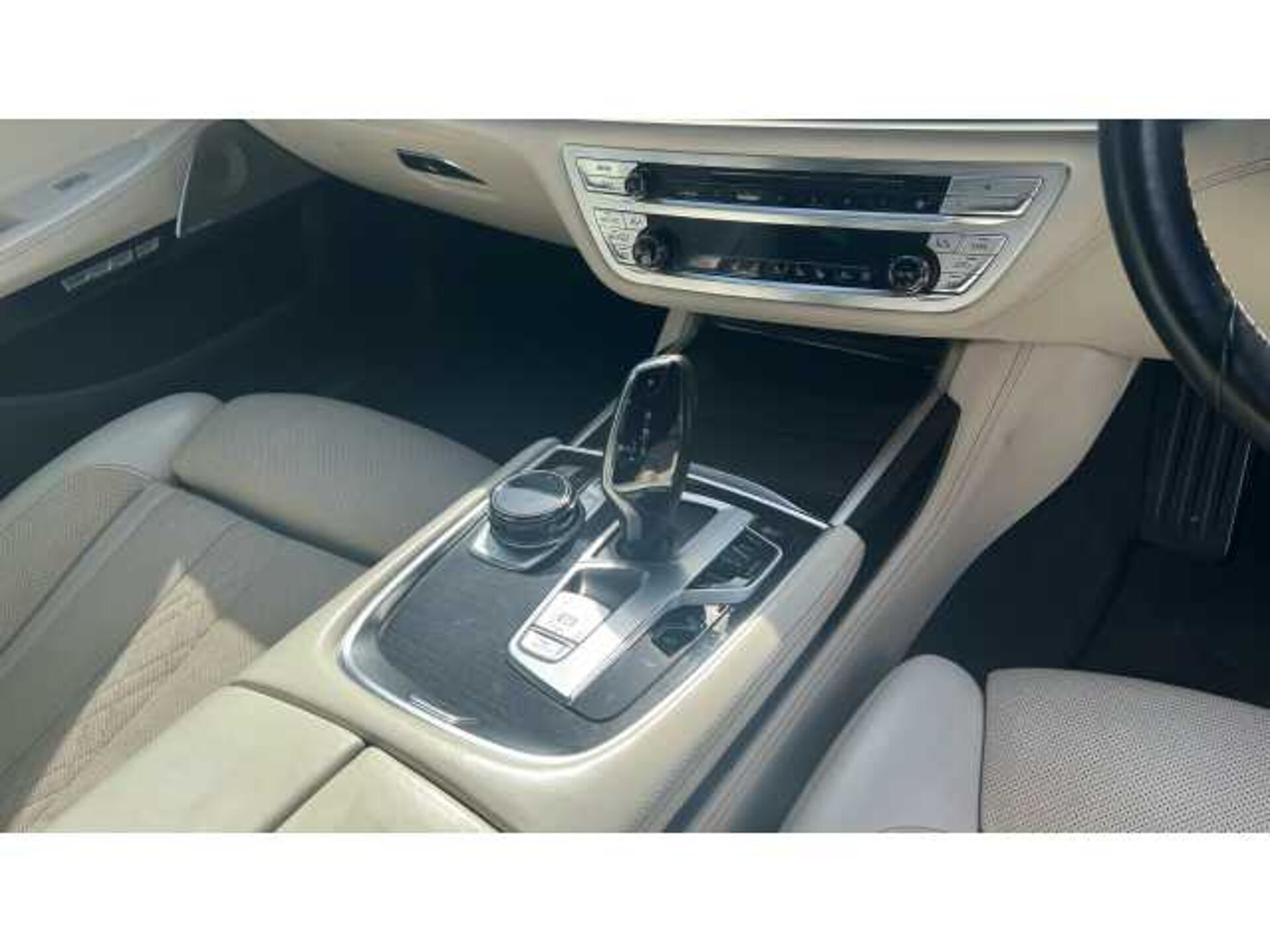 BMW 7 SERIES 750i M Sport 4dr Auto 