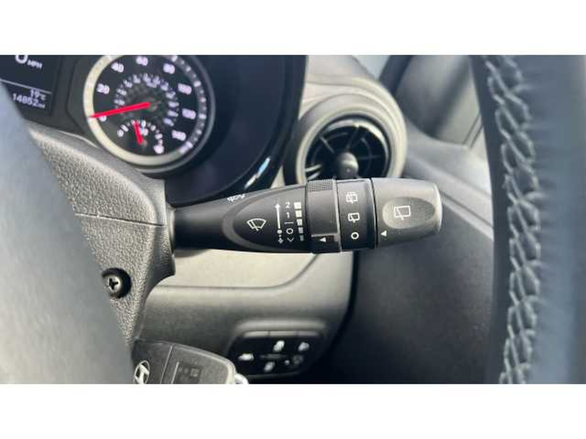 Hyundai i10 I10 1.0 MPi SE Connect 5dr Auto 