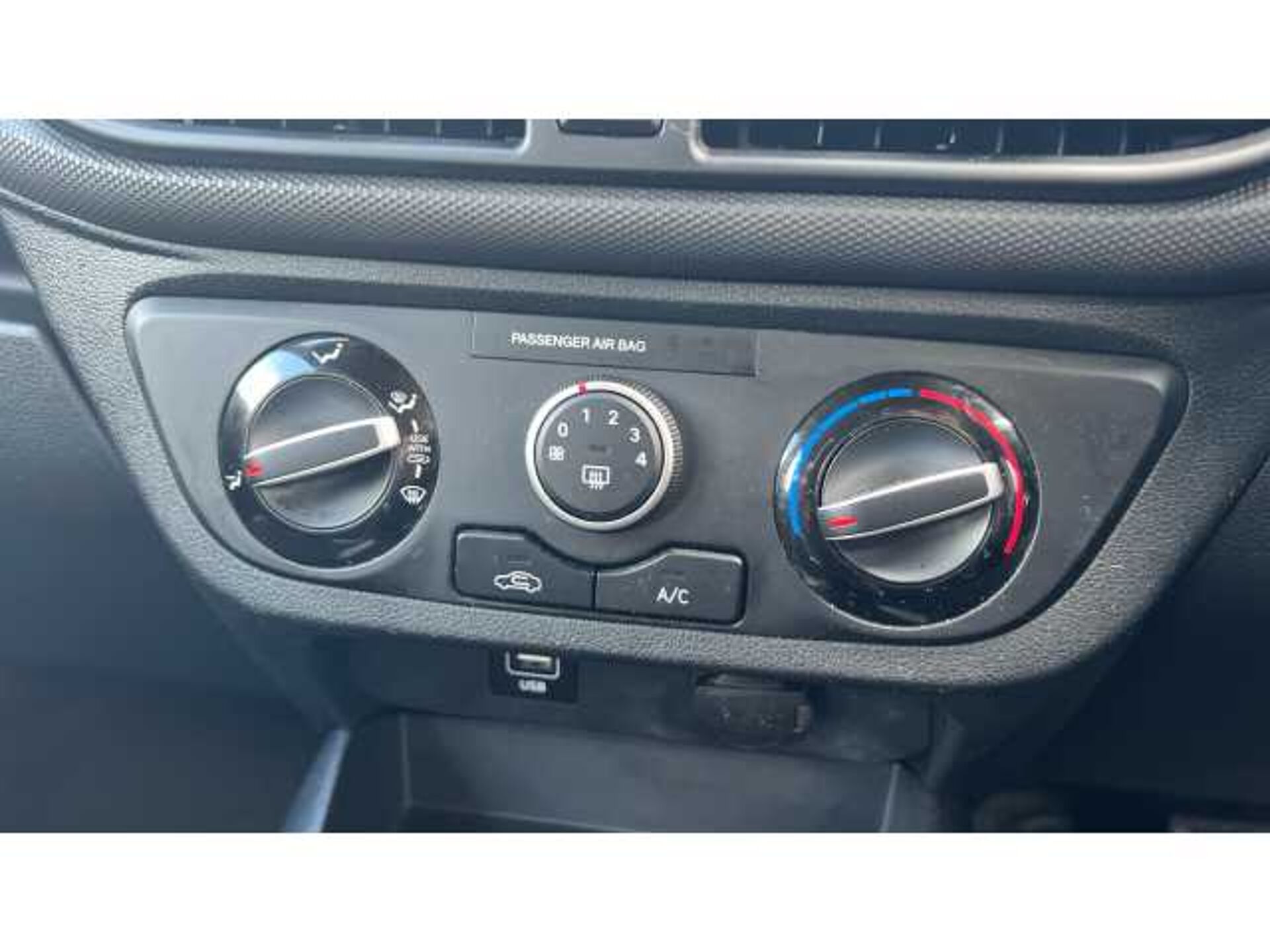 Hyundai i10 I10 1.0 MPi SE Connect 5dr Auto 