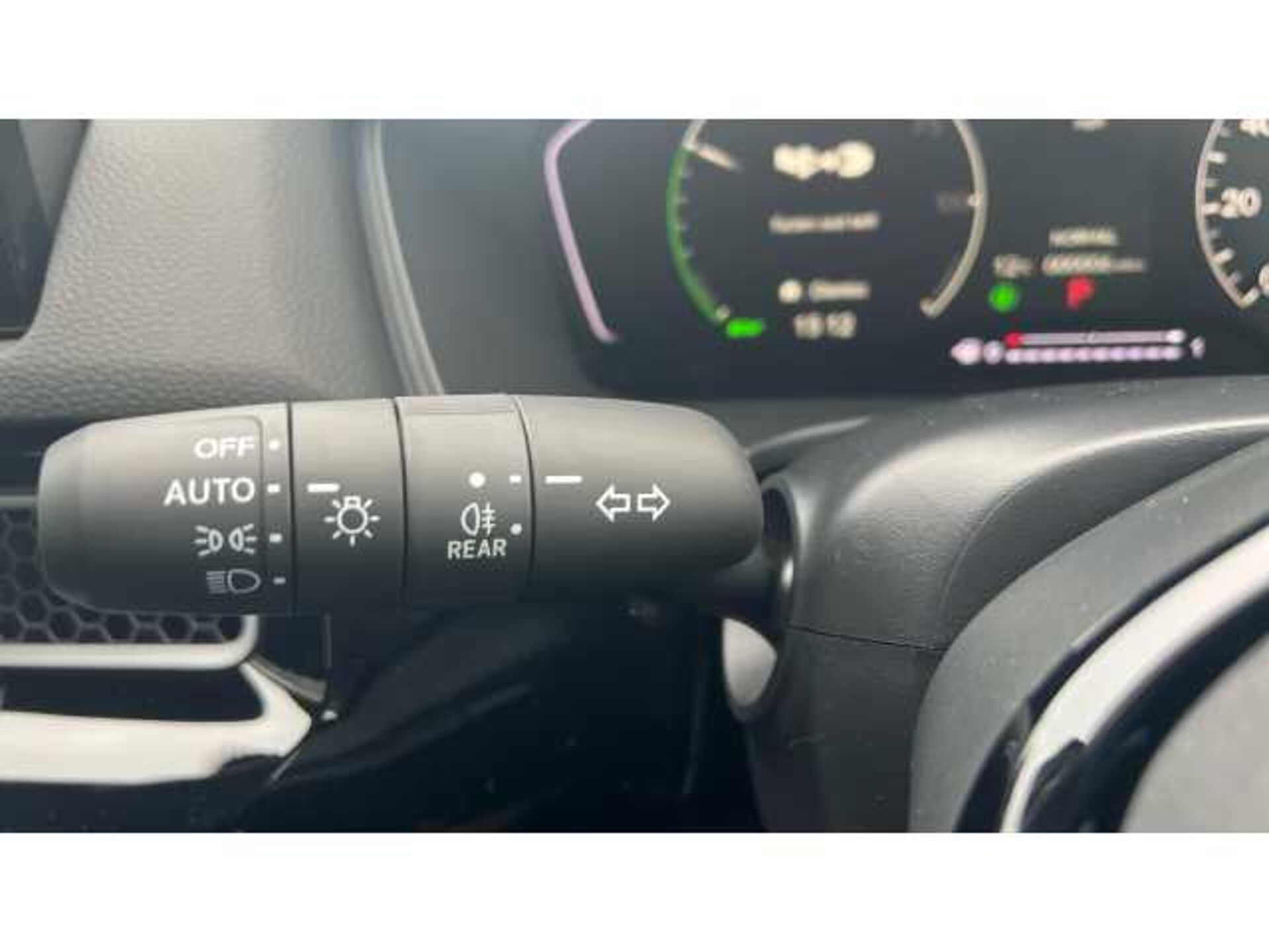 Honda Civic e:HEV Elegance 