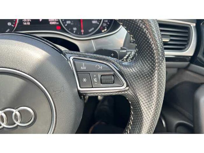 Audi A6 Avant A6 2.0 TDI Ultra Black Edition 5dr S Tronic 