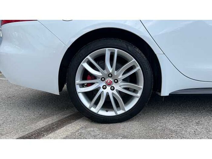 Jaguar XF XF 3.0d V6 S 4dr Auto 