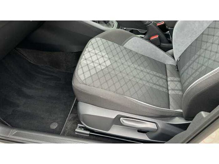 Volkswagen Polo POLO 1.0 TSI 110 R-Line 5dr DSG 