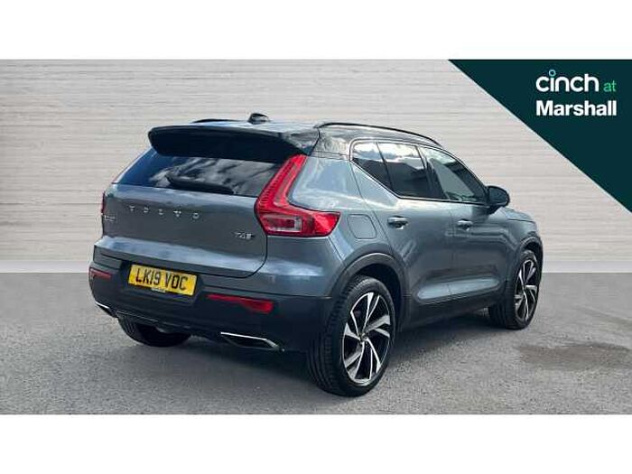 Volvo XC40 XC40 2.0 T4 R DESIGN Pro 5dr AWD Geartronic 