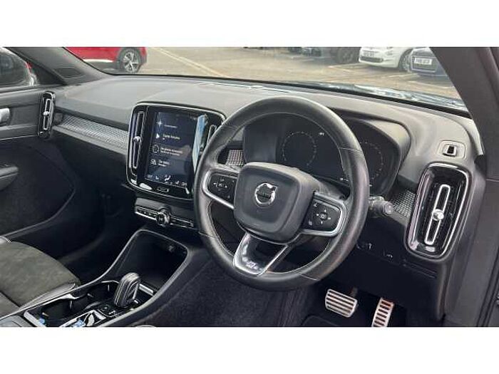 Volvo XC40 XC40 2.0 T4 R DESIGN Pro 5dr AWD Geartronic 