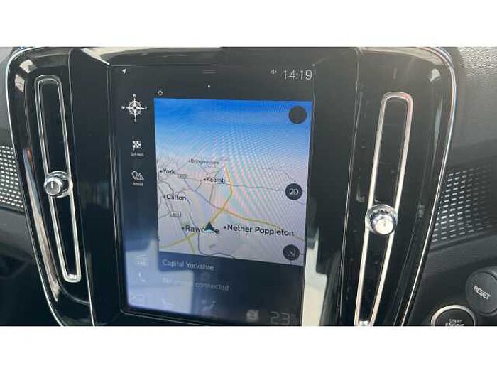 Volvo XC40 XC40 2.0 T4 R DESIGN Pro 5dr AWD Geartronic 