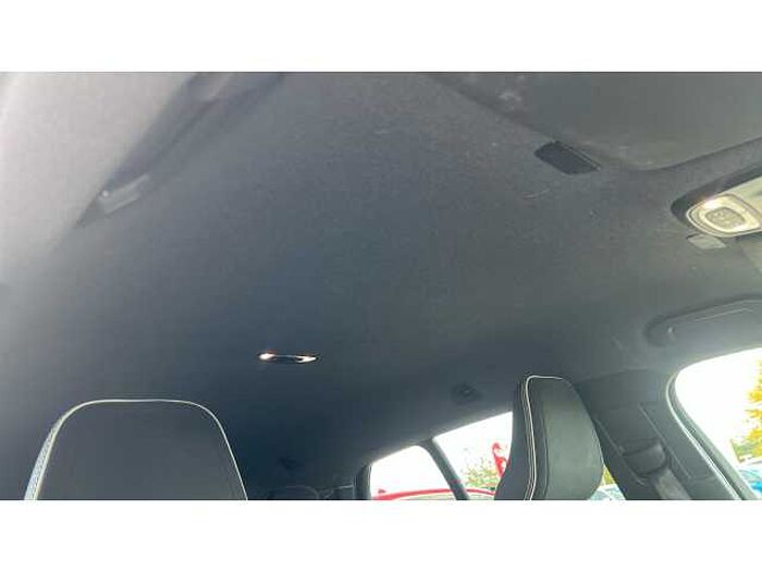 Volvo XC40 XC40 2.0 T4 R DESIGN Pro 5dr AWD Geartronic 