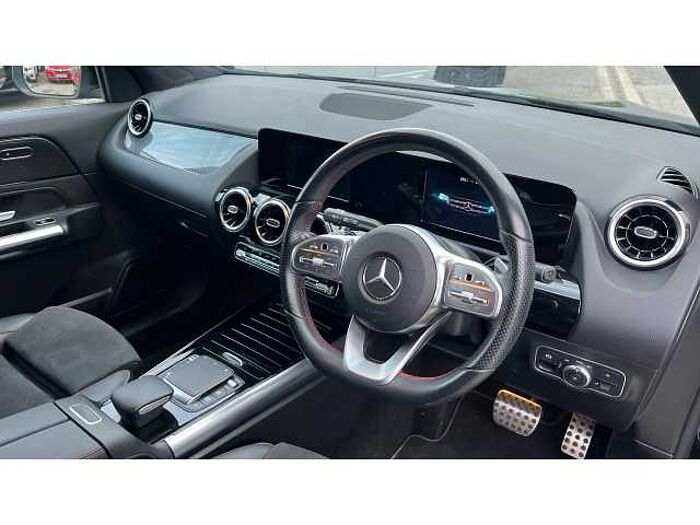 Mercedes-Benz GLA 200 GLA 200d AMG Line 5dr Auto 