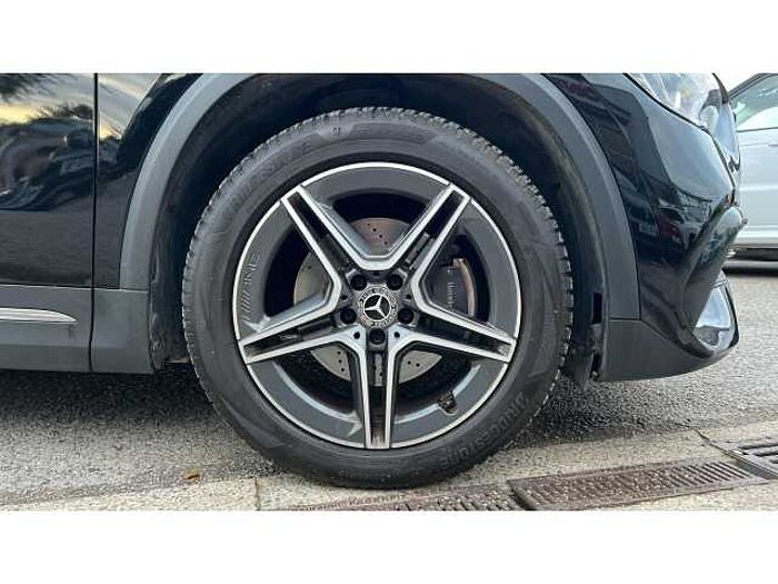 Mercedes-Benz GLA 200 GLA 200d AMG Line 5dr Auto 