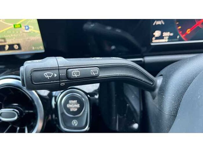 Mercedes-Benz GLA 200 GLA 200d AMG Line 5dr Auto 