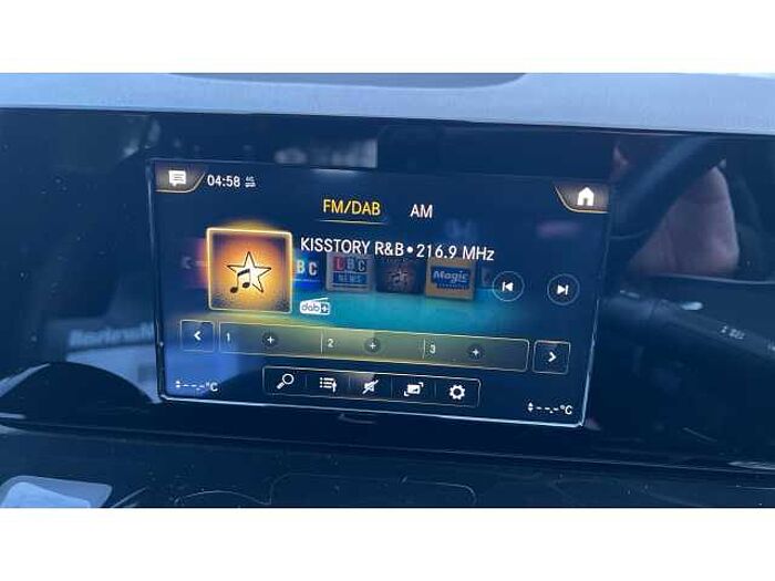 Mercedes-Benz GLA 200 GLA 200d AMG Line 5dr Auto 