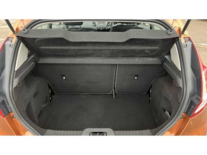 Ford Fiesta FIESTA 1.25 82 Zetec 3dr 