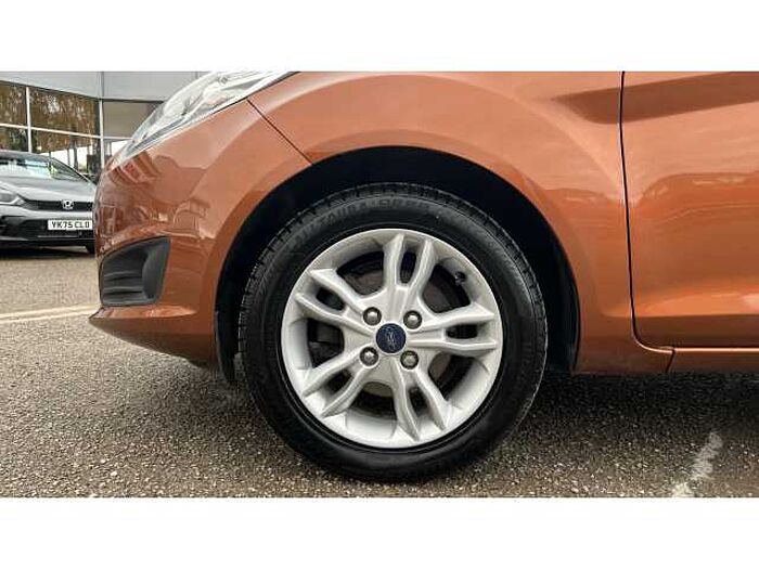 Ford Fiesta FIESTA 1.25 82 Zetec 3dr 