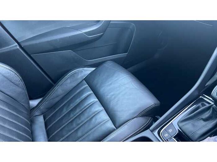 SKODA Karoq KAROQ 2.0 TDI Edition 4x4 5dr DSG 