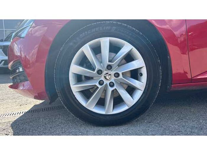 SKODA Superb SUPERB 1.5 TSI SE 5dr 
