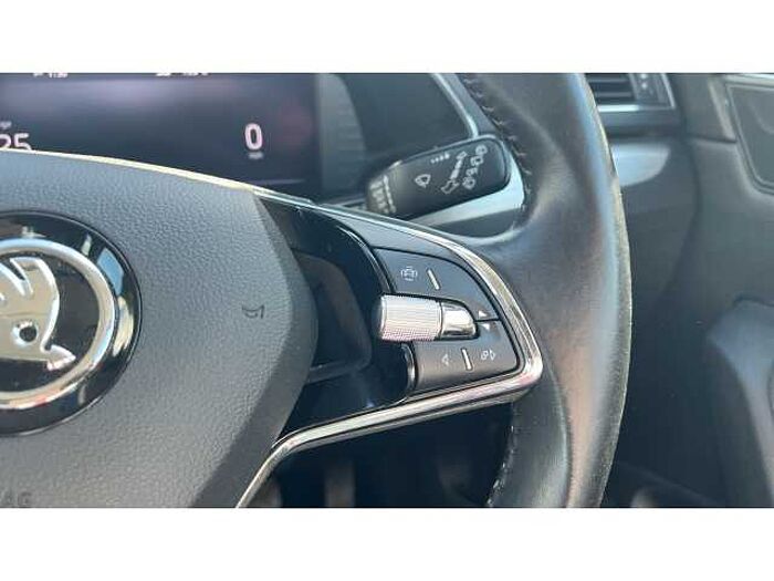 SKODA Superb SUPERB 1.5 TSI SE 5dr 