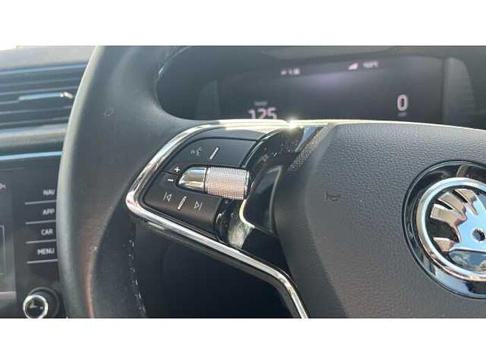 SKODA Superb SUPERB 1.5 TSI SE 5dr 