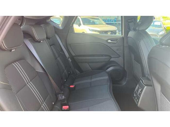 Renault Captur CAPTUR 1.6 E-Tech full hybrid 145 Engineered 5dr Auto 