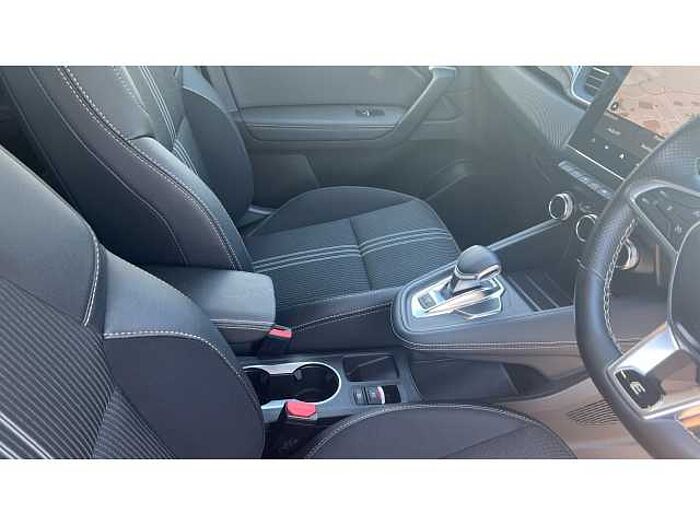 Renault Captur CAPTUR 1.6 E-Tech full hybrid 145 Engineered 5dr Auto 