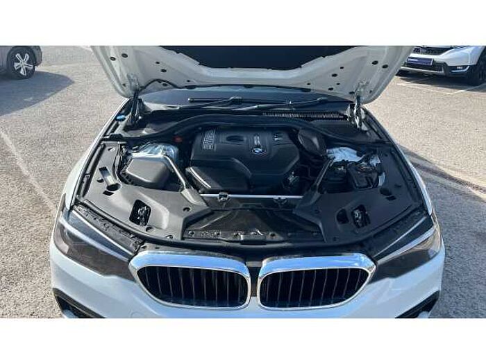 BMW 5 SERIES 530i M Sport 4dr Auto 