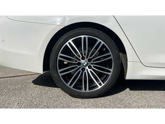 BMW 5 SERIES 530i M Sport 4dr Auto 