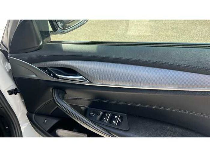 BMW 5 SERIES 530i M Sport 4dr Auto 