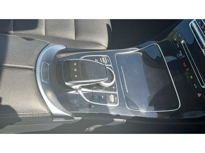 Mercedes-Benz C CLASS C200 Sport 4dr Auto 