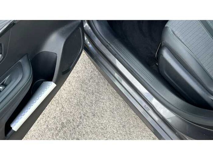 Peugeot 208 208 1.2 PureTech 130 Allure 5dr EAT8 