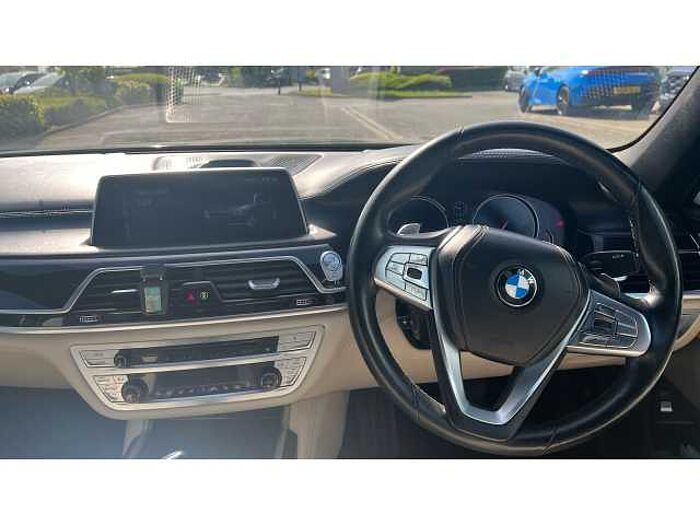 BMW 7 SERIES 750i M Sport 4dr Auto 