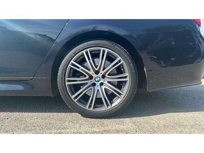 BMW 7 SERIES 750i M Sport 4dr Auto 