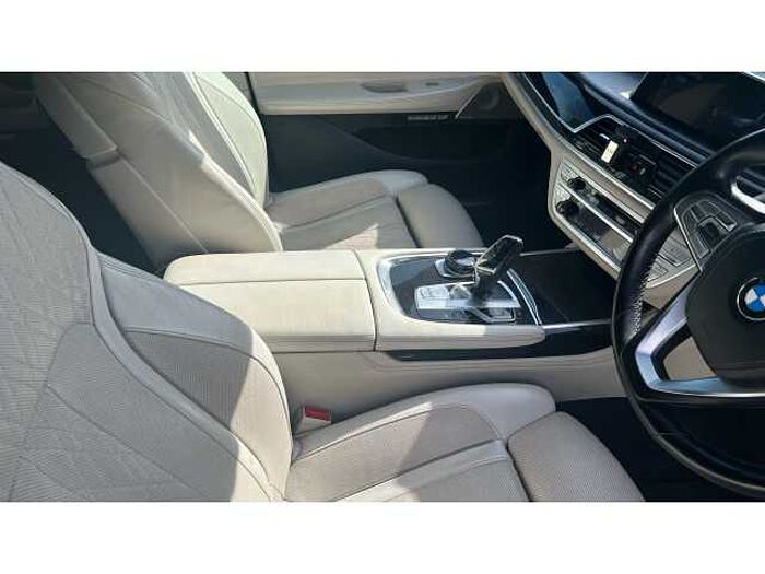 BMW 7 SERIES 750i M Sport 4dr Auto 