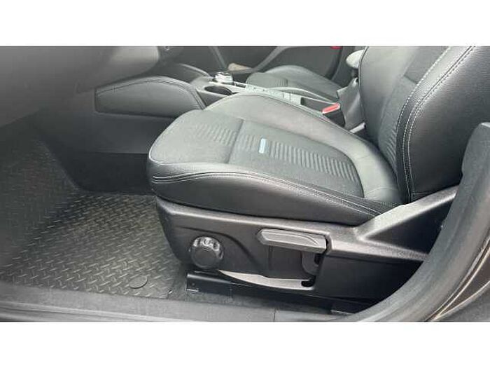 Ford Focus FOCUS 1.5 EcoBoost 150 Active X Auto 5dr 