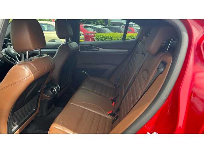 Alfa Romeo Stelvio STELVIO 2.0 Turbo 280 Milano 5dr Auto 