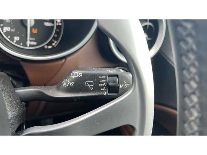Alfa Romeo Stelvio STELVIO 2.0 Turbo 280 Milano 5dr Auto 