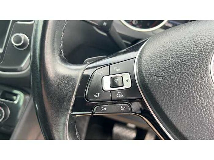 Volkswagen Tiguan TIGUAN 2.0 TDi 150 4Motion SE Nav 5dr DSG 