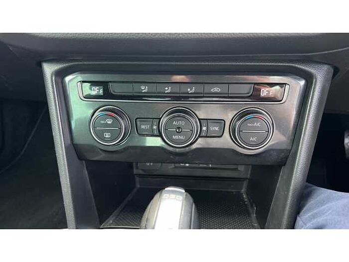Volkswagen Tiguan TIGUAN 2.0 TDi 150 4Motion SE Nav 5dr DSG 