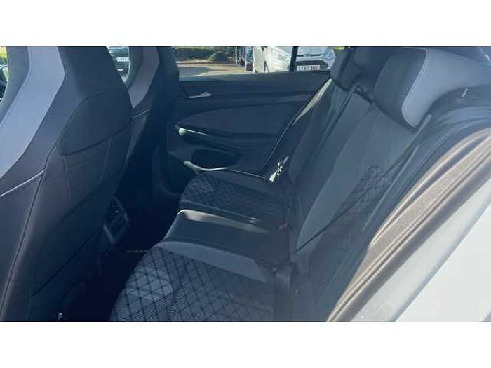 Volkswagen Golf GOLF 1.5 TSI R-Line 5dr 