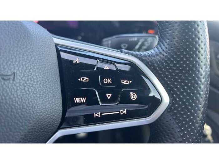 Volkswagen Golf GOLF 1.5 TSI R-Line 5dr 
