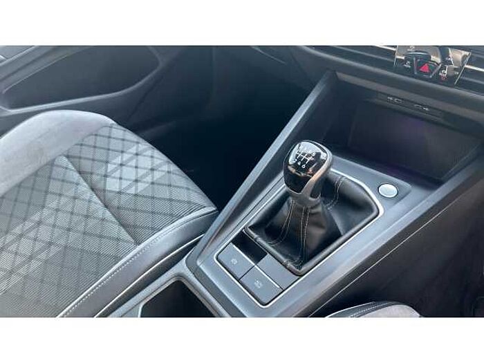 Volkswagen Golf GOLF 1.5 TSI R-Line 5dr 